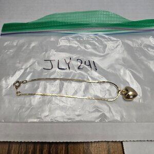 GOLD TONED HEART PENDANT BRACELET - KOREA